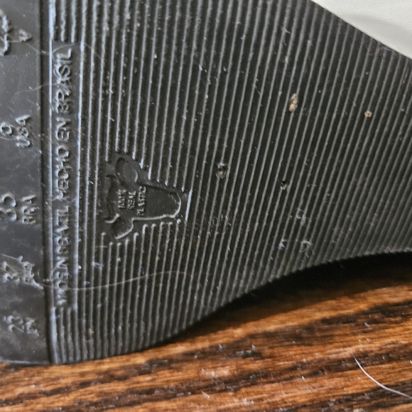 Melissa 100% Recycled PVC Shoes. Size 6. Nearly New Bin11 - Picture 10 of 10